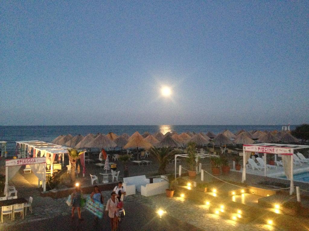 Beach Club Ippocampo מראה חיצוני תמונה